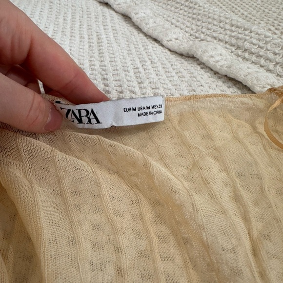 Sheet long sleeve top - Zara - Picture 2 of 3